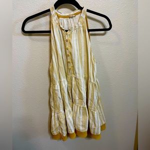 Hem and thread mustard tunic top- medium